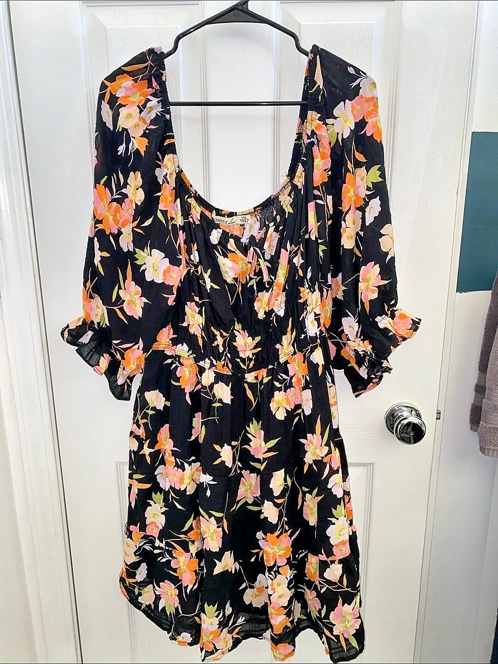 Liberty Love Floral Mini Dress in Black & Pink Size XL Like New